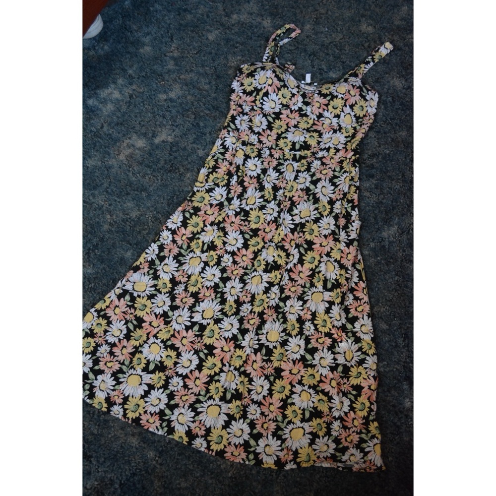 AUW floral daisy dress